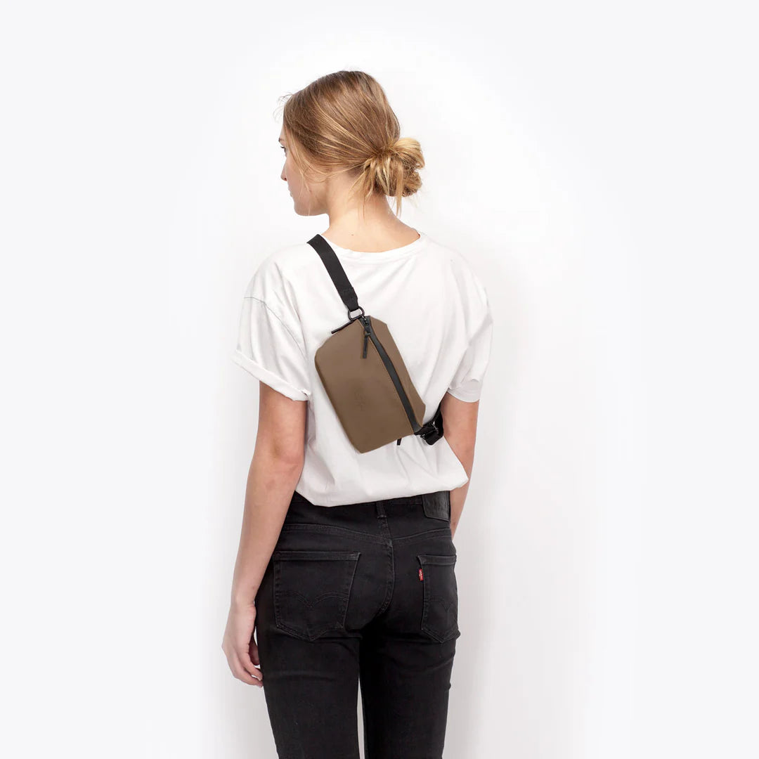 Jona Medium - Lotus Infinity - Chestnut