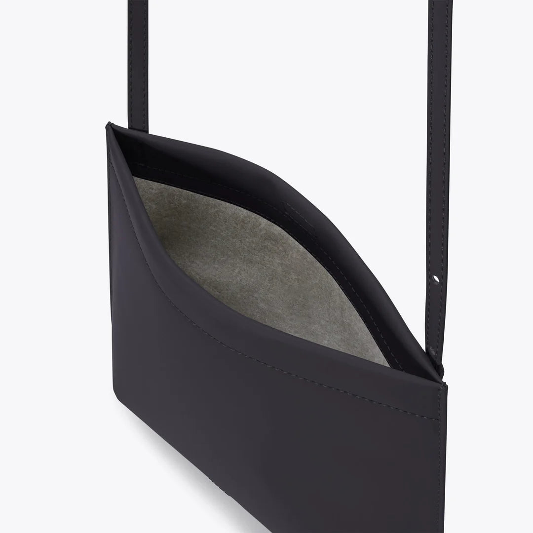 Selma Medium - Lotus Infinity - Black