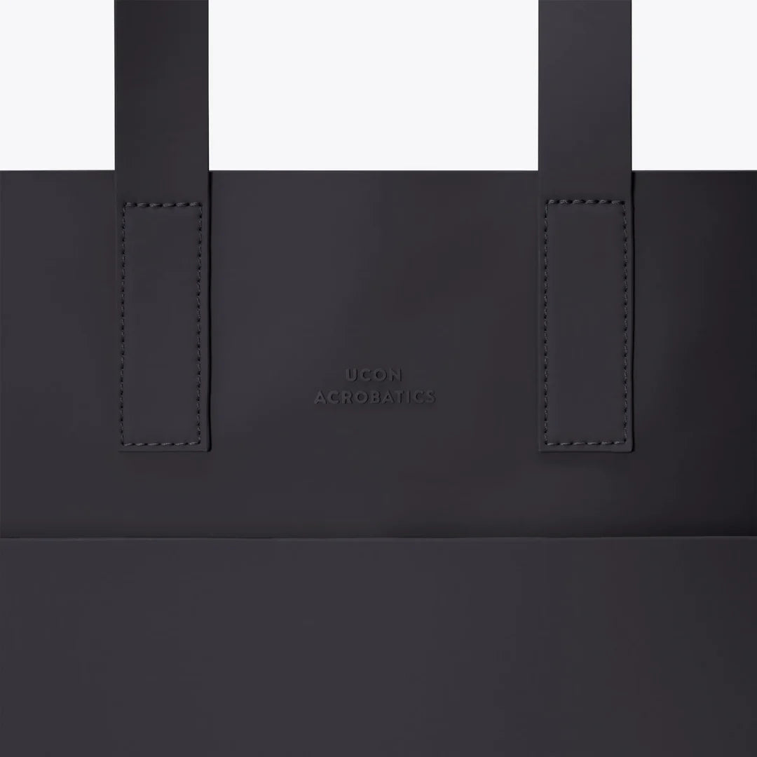 Emilia - Lotus Infinity - Black