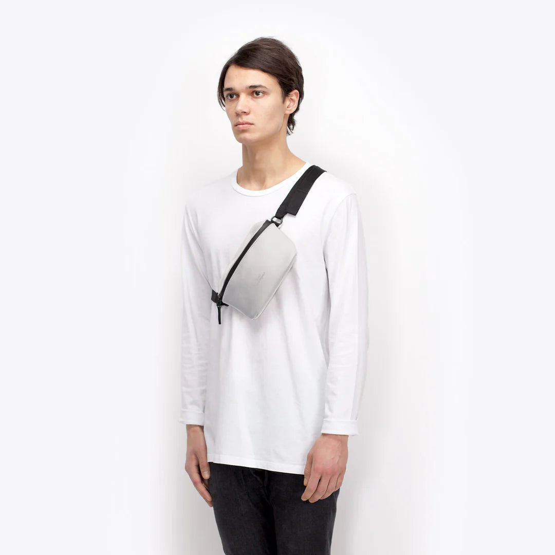 Jona Medium - Lotus Infinity - Glacier Grey